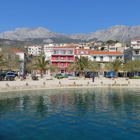 Casa Rosada Hotel Podgora Luaran gambar