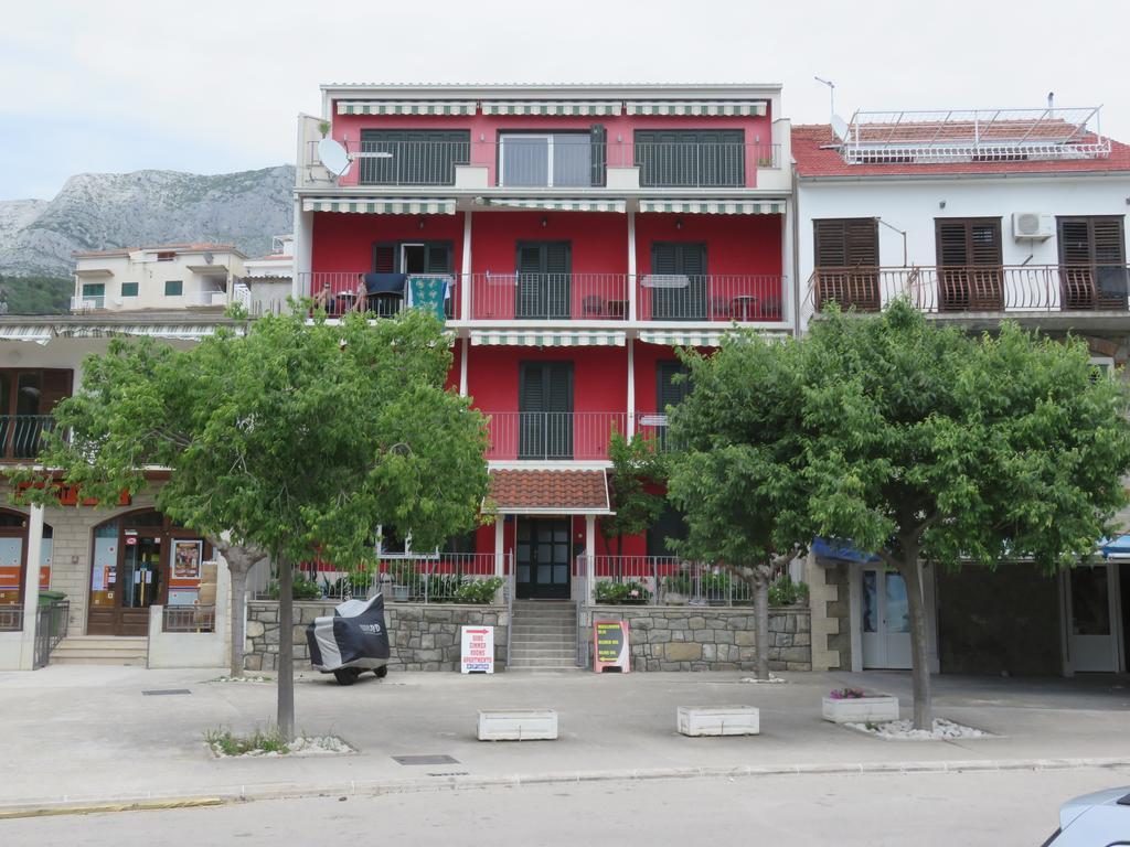 Casa Rosada Hotel Podgora Luaran gambar