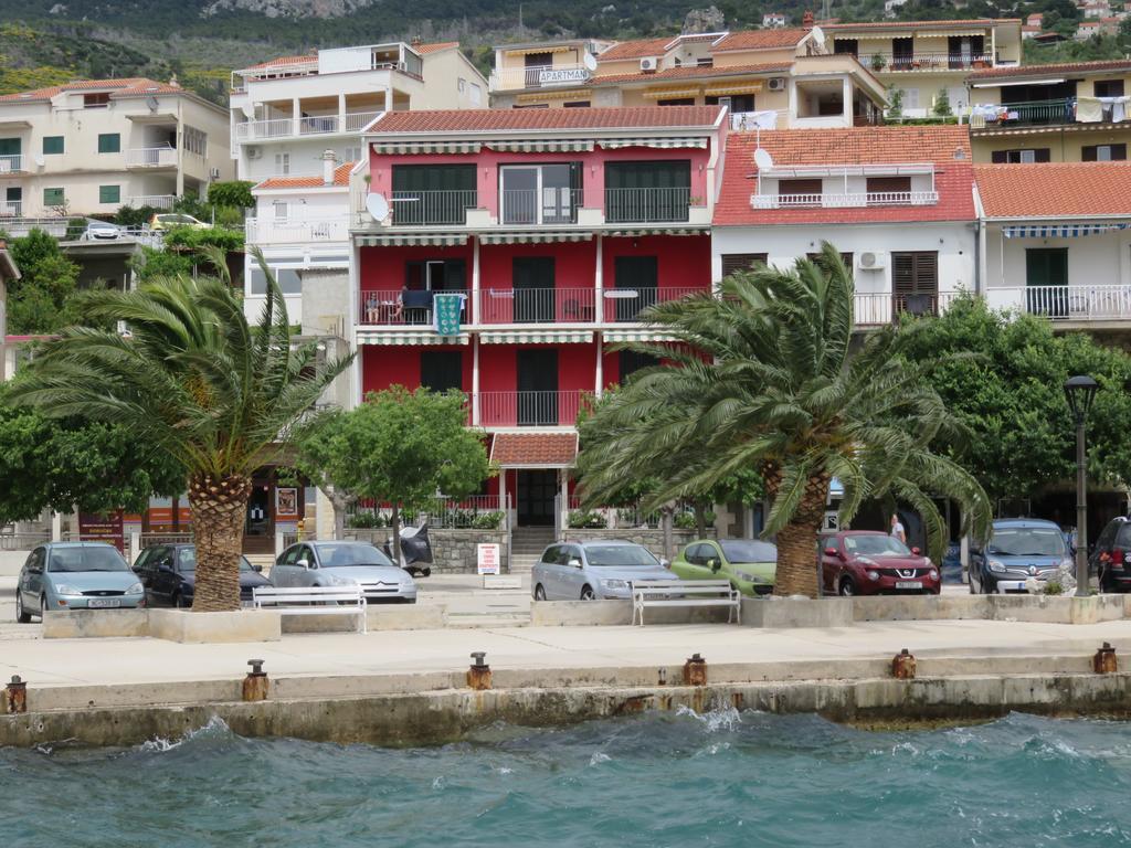 Casa Rosada Hotel Podgora Luaran gambar